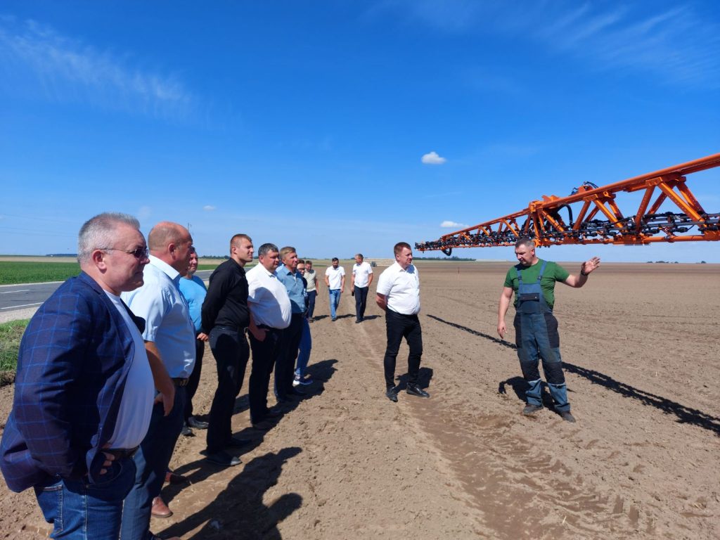 В ОАО «Черлёна» Мостовского района проведён семинар по организации  производства рапса - ГРОДНЕНСКОЕ ОБЛАСТНОЕ ОБЪЕДИНЕНИЕ ПРОФСОЮЗОВ